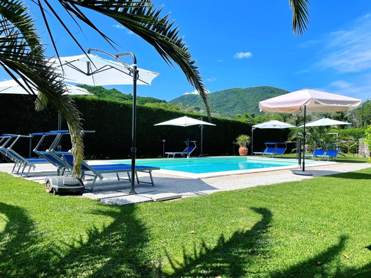 Agriturismo La Conte Lukka Zewnętrze zdjęcie