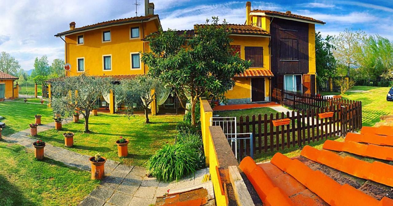 Agriturismo La Conte Lukka Zewnętrze zdjęcie